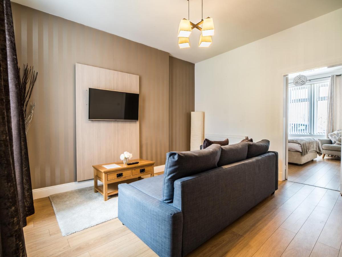 Carmel Apartments فالكيرك المظهر الخارجي الصورة